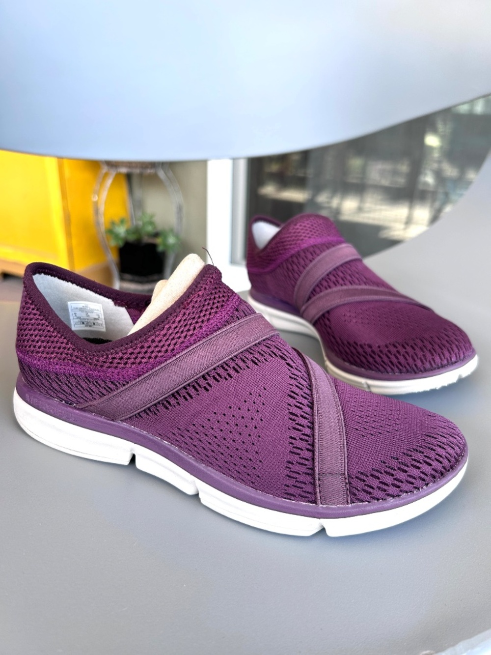 Merrell Zoe Sojourn E-Mesh Q2 Purple Color Slip-On Sneakers Size 6-M
